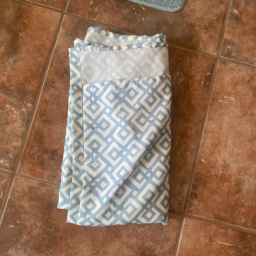 Shower curtain and rugs